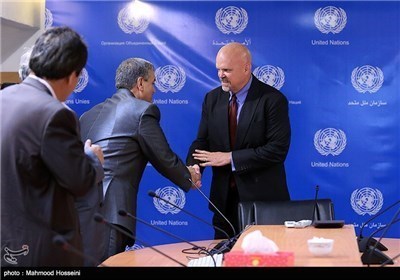 لقاء اعضاء مجلس تنسیق جبهة الاصلاحات بممثل الامم المتحدة فی طهران
