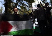 تجمع مقابل دفتر سازمان ملل در تهران