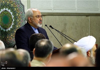 Iranian Ambassadors, Diplomats Meet Leader in Tehran