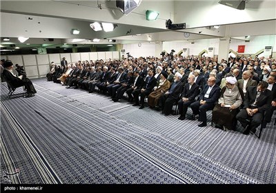 Iranian Ambassadors, Diplomats Meet Leader in Tehran