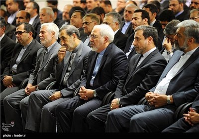 Iranian Ambassadors, Diplomats Meet Leader in Tehran