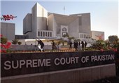 تعویق تصمیم دادگاه عالی پاکستان درباره سرنوشت عمران خان