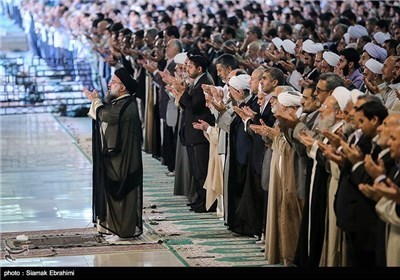 صلاة الجمعة فی طهران