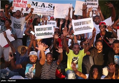 ادامه اعتراضات به قتل جوان سیاهپوست در امریکا