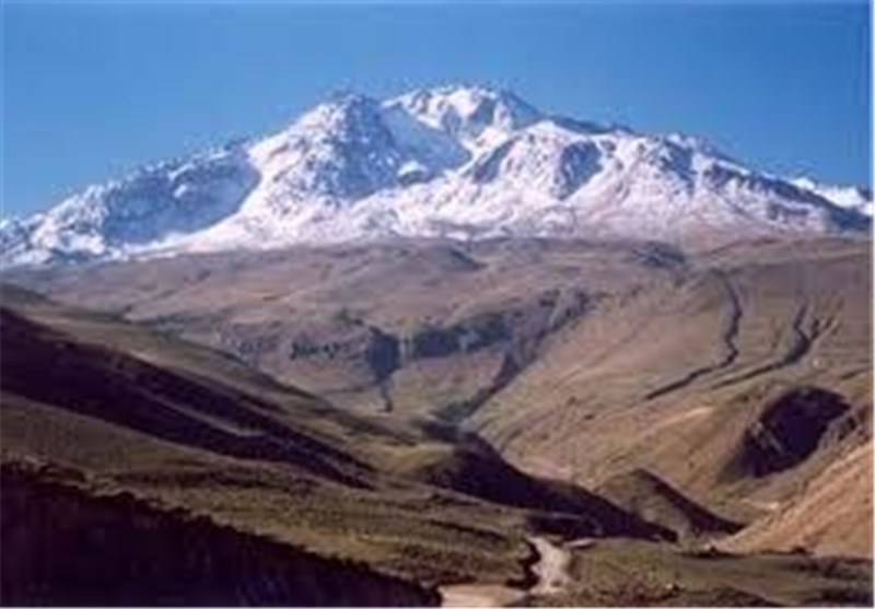 کوهنوردان ‌ایران به قله سبلان صعود می‌کنند