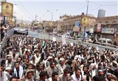 انقلاب برای سرنگونی دولت فاسد یمن ادامه می یابد/ مردم یمن قیمومیت خارجی را نمی پذیرند