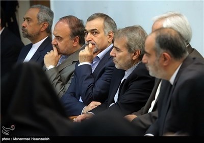 الرئیس روحانی یرعی اجتماع المجلس الاداری بمحافظة اردبیل
