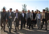 وزیر ورزش از طولانی ترین پروژه نیمه کاره ورزشی مازندران بازدید کرد