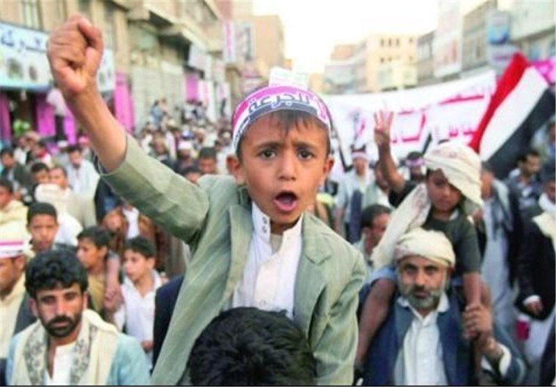 مرحله دوم «تحصن نامحدود» معترضان یمنی کلید خورد + گزارش تصویری