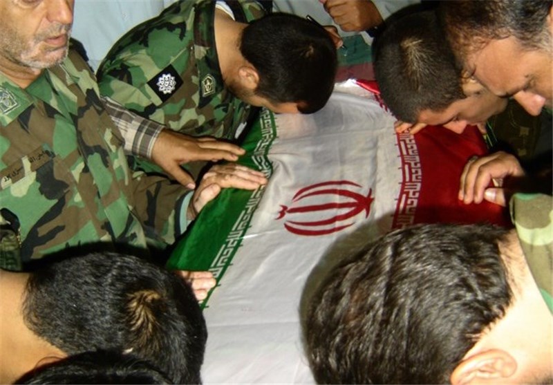 تشییع شهید گمنام دفاع مقدس در اهواز به روایت تصویر