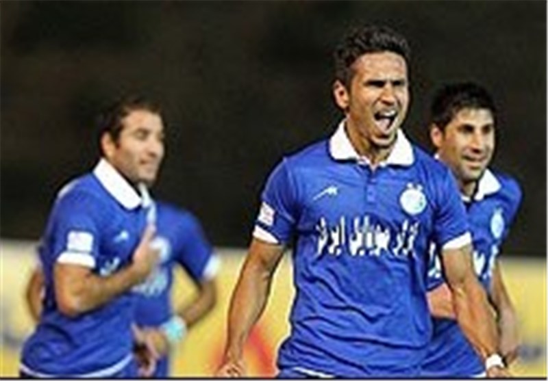 Esteghlal Stays Top of Iran Professional League