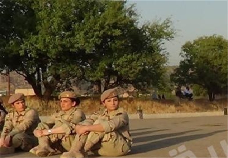 زنان دهوک برای مقابله با داعش به پیشمرگان می‌پیوندند