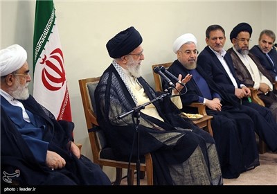 Iran’s Cabinet Meets with Supreme Leader