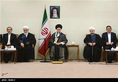 Iran’s Cabinet Meets with Supreme Leader
