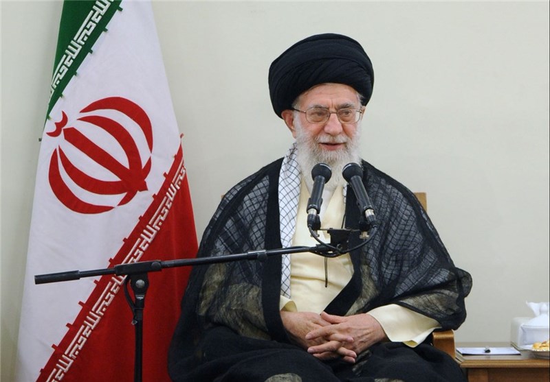 امام خامنه‌ای در پیامی درگذشت مشفق کاشانی را تسلیت گفتند