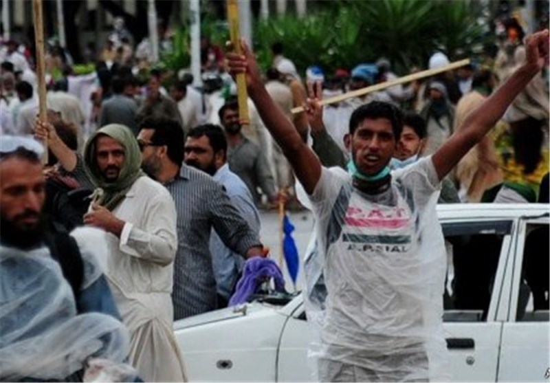 ساختمان تلویزیون ملی پاکستان از تصرف معترضان ضددولتی خارج شد