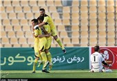 پیروزی نفت تهران مقابل پدیده در نیمه اول