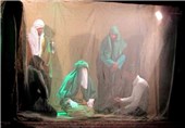 مردم برای امام رضا(ع) تئاتر اجرا می‌کنند حتی بدون سالن حرفه‌ای