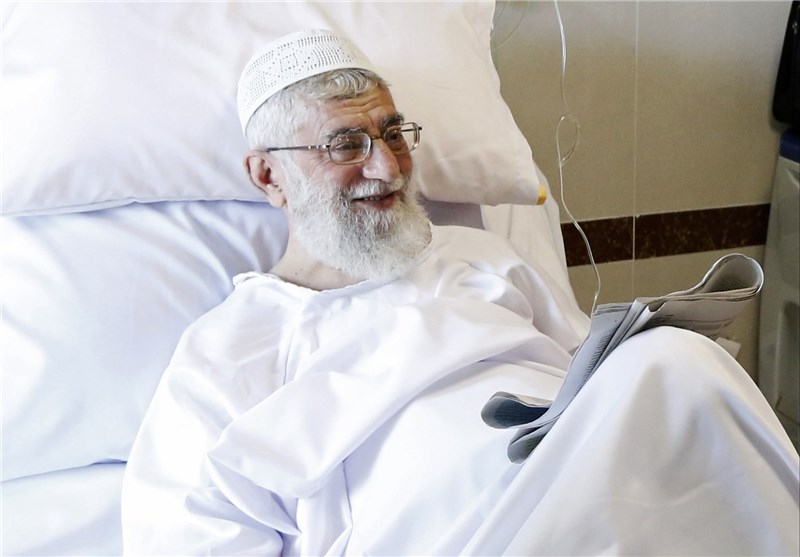 فیلم؛ اظهار ارادت مردم لبنان به امام خامنه‌ای پس از عمل جراحی