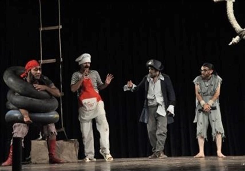 رقابت 10 گروه نمایشی در جشنواره تئاتر استان بوشهر آغاز شد