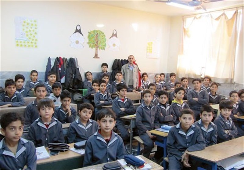 مدارس منطقه گلباف کرمان بازسازی می‌شود