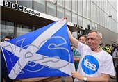 تجمع مردم اسکاتلند علیه سیاست‌های متعصبانه بی‌بی‌سی در گلاسکو