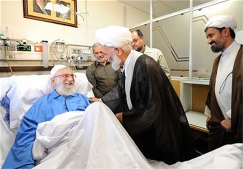 عزت مقام معظم رهبری در هیچ جای دنیا مشاهده نمی‌شود