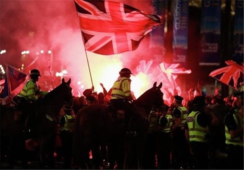 جشن طرفداران اتحاد اسکاتلند به خشونت و درگیری کشیده شد