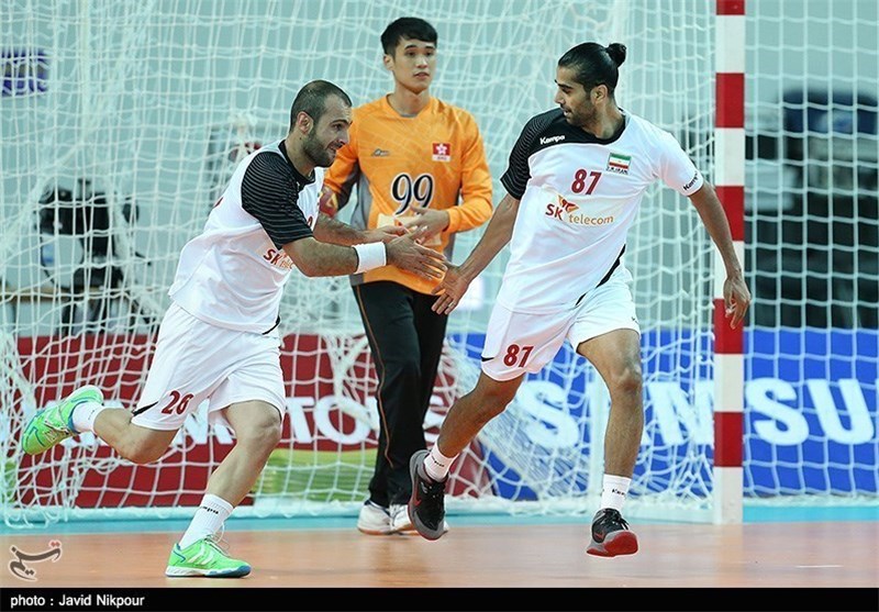 Iran Handball Team Outplays Kuwait in Asian Games