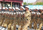 مراسم رژه نیروهای مسلح در استان کرمان آغاز شد