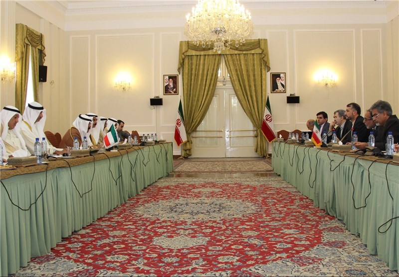 Iran, Kuwait Hold 1st Meeting of Joint Political Committee