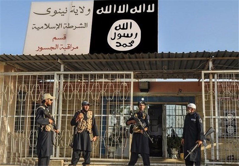 عدم عقب‌نشینی داعش در عراق با وجود حملات هوایی آمریکا