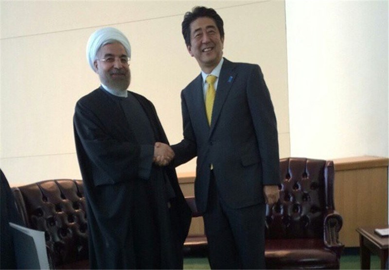روحانی با نخست وزیر ژاپن دیدار کرد