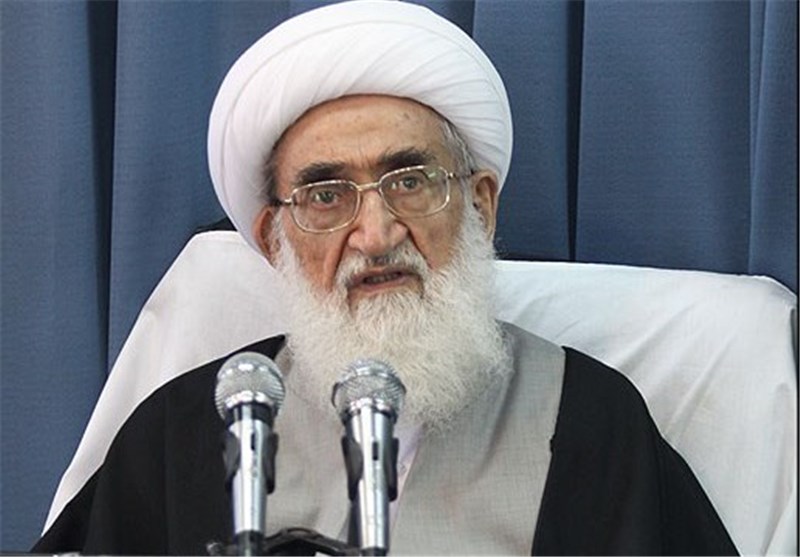 Iranian Cleric Calls on Shiites, Sunnis to Promote Unity against Enemies