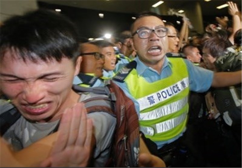 Hong Kong Protest Clashes Leave 20 Injured