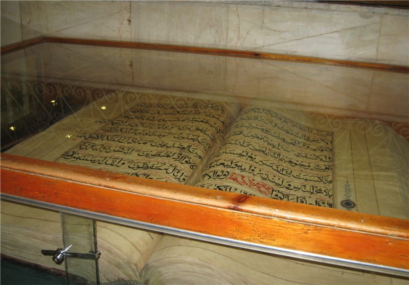 قرآن منسوب به امام رضا (ع) زینت بخش موزه آستانه مقدسه قم