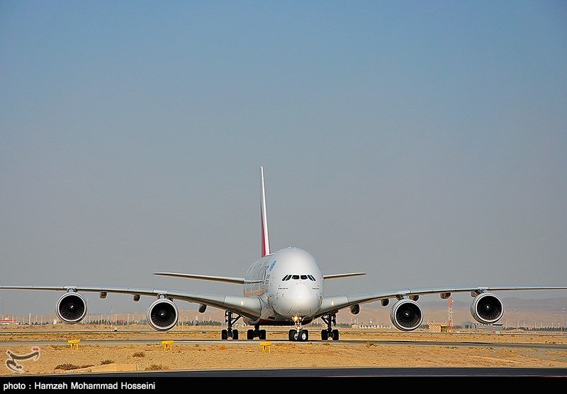 فرود اضطراری پرواز اصفهان- عسلویه در فرودگاه شیراز/ تمام مسافران در سلامت کامل هستند
