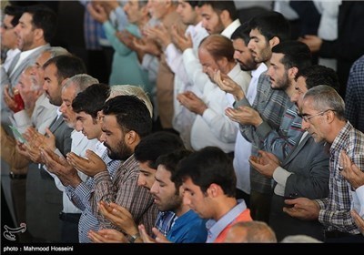 اقامة مراسم دعاء عرفة وصلاة عید الاضحی فی شتی ارجاء ایران الاسلامیة
