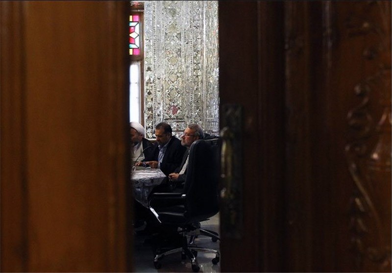 بررسی مشکلات اصفهان با حضور رئیس مجلس و مسئولان اصفهان