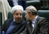 توافق &quot;لاریجانی&quot; و &quot;روحانی&quot; بر ارائه لایحه‌ای برای تفکیک چند وزارتخانه