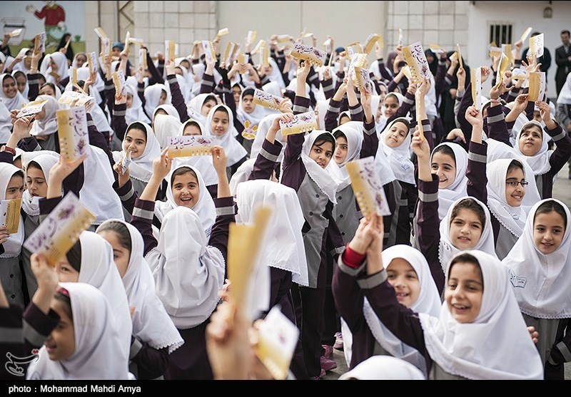مراسم نمادین جشن عاطفه‌ها در کرمان برگزار شد