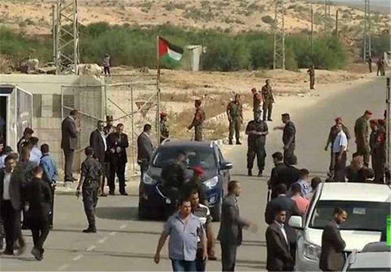 اعضای دولت وفاق ملی فلسطین وارد نوار غزه شدند