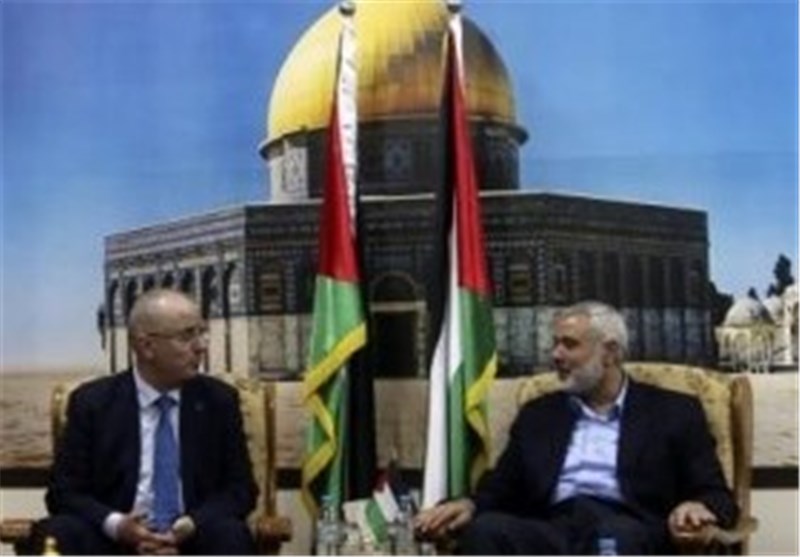 نشست دولت وفاق ملی برای نخستین بار در غزه و حاشیه های آن/ عباس به غزه می رود