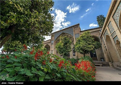 Iran’s Beauties in Photos: Tomb of Hafez