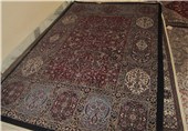 نخستین نمایشگاه دائمی فرش دستباف در کرمان راه‌اندازی شد