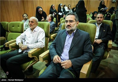 سیدمحمد حسینی در همایش وحدت اصولگرایان