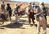 تلاش برای رهایی 30 مسافر ربوده شده در جنوب افغانستان/ یک نفر آزاد شد