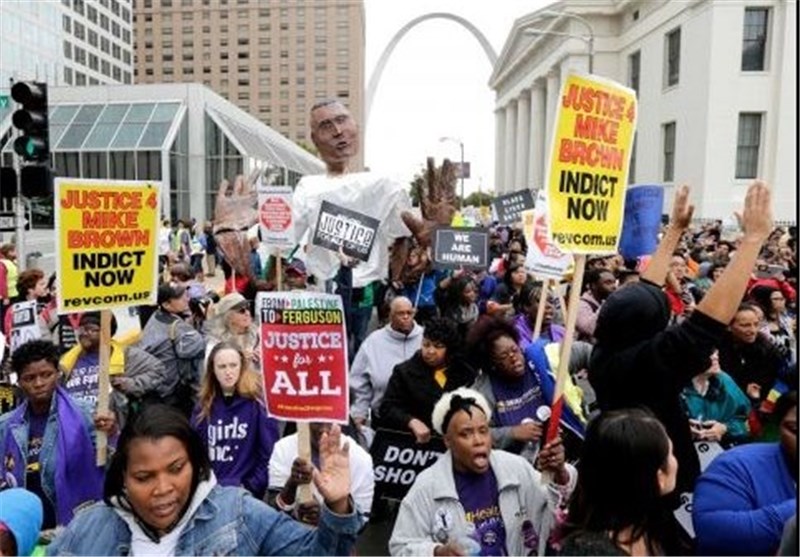 Thousands Stand Up against Police Brutality in Ferguson, St. Louis