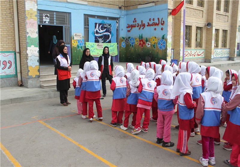 مانور زلزله و ایمنی در مدارس استان مرکزی اجرا شد