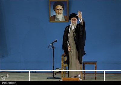 A Group of Iranian People Meet Ayatollah Khamenei